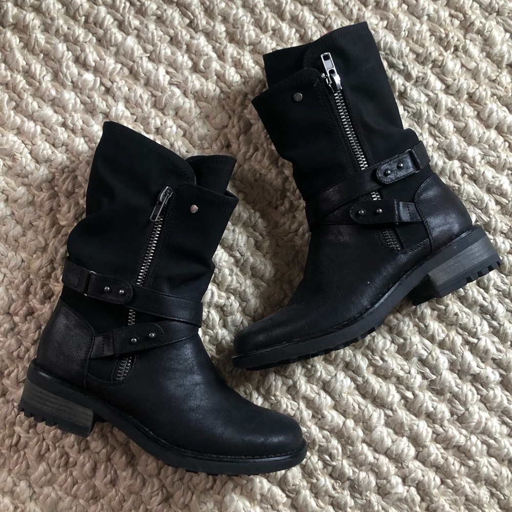 Black boots